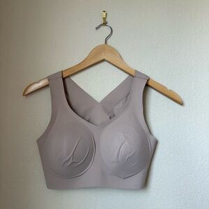 Evelyn & Bobbie Defy Bra Size Small